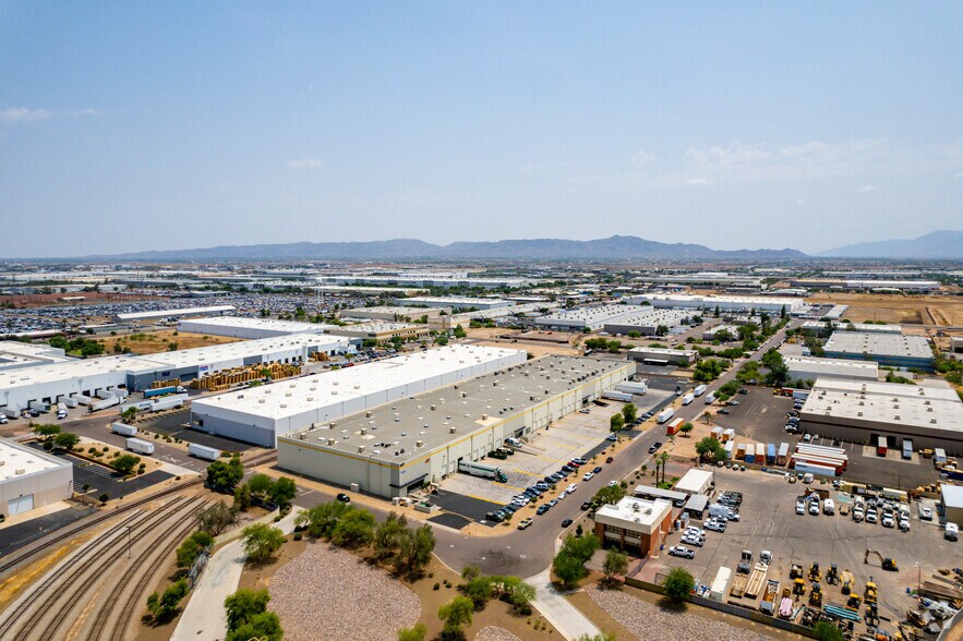 More Photos Of 601 S 54th Ave, Phoenix Manufacturing For Lease