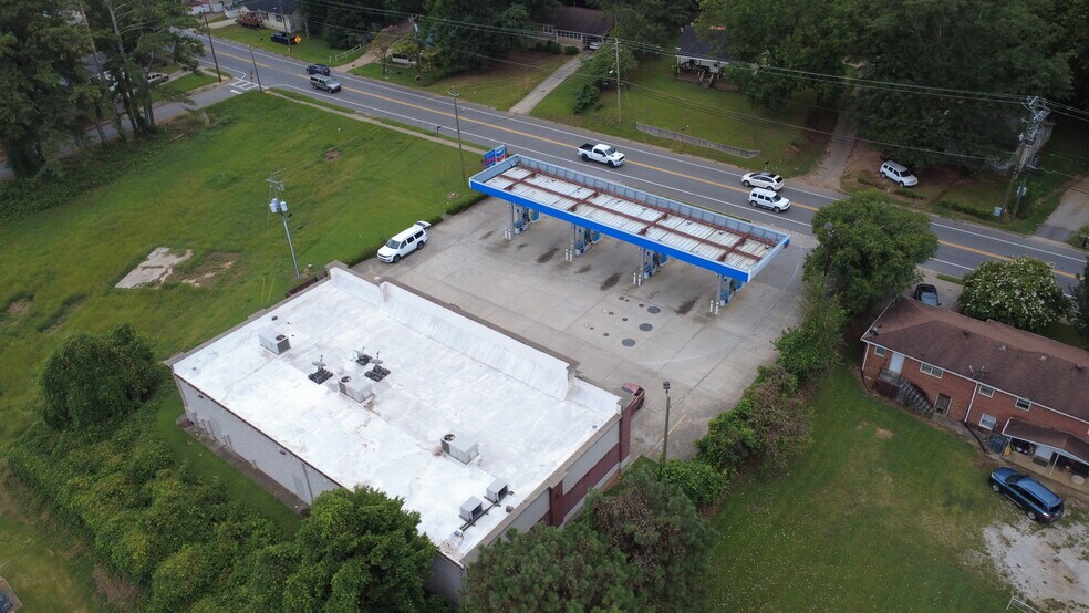 More Photos Of 725 Alabama St, Carrollton Service Station For Lease