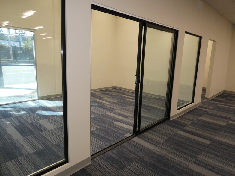 More Photos Of 6100-6120 San Fernando Rd, Glendale Office For Sale