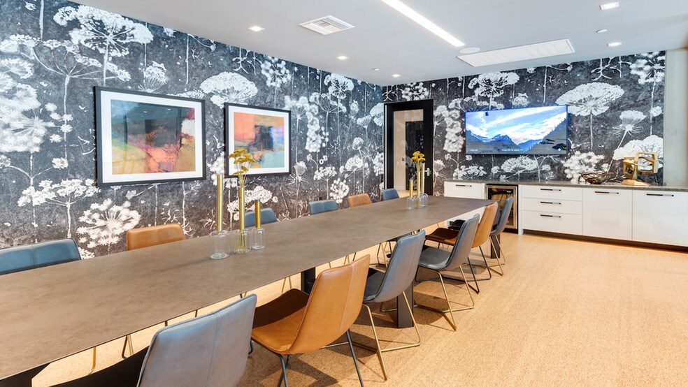 More Photos Of 378 Embarcadero W, Oakland Apartments For Lease