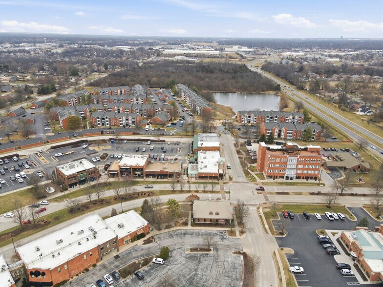 More Photos Of 2104 Chesterfield Blvd, Springfield Office For Sale