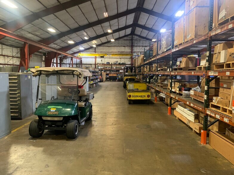 More Photos Of 1310 Rankin Rd, Houston Warehouse For Lease