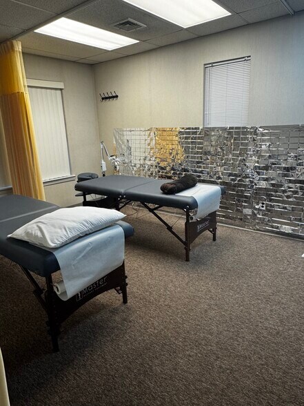 More Photos Of 6268 Jericho Tpke, Commack Medical For Sale