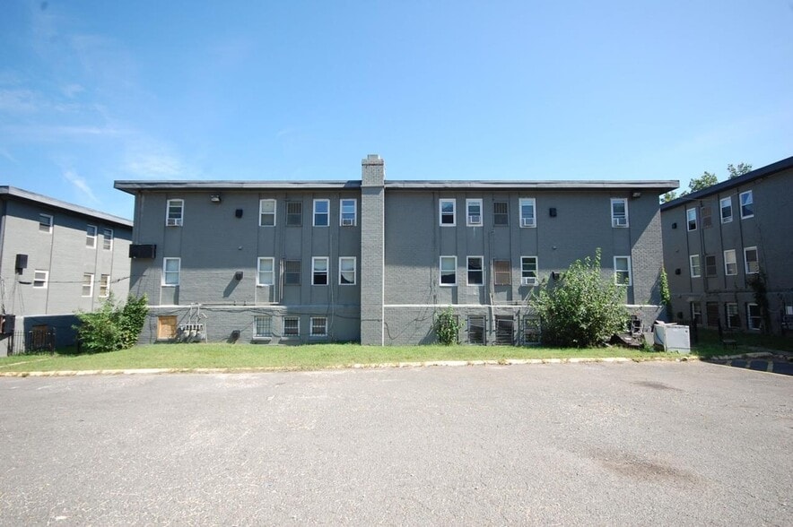 More Photos Of 4559-4569 Benning Rd SE, Washington Apartments For Sale