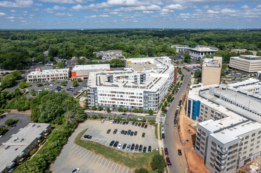 More Photos Of 1520 Mockingbird Ln, Charlotte Apartments For Lease