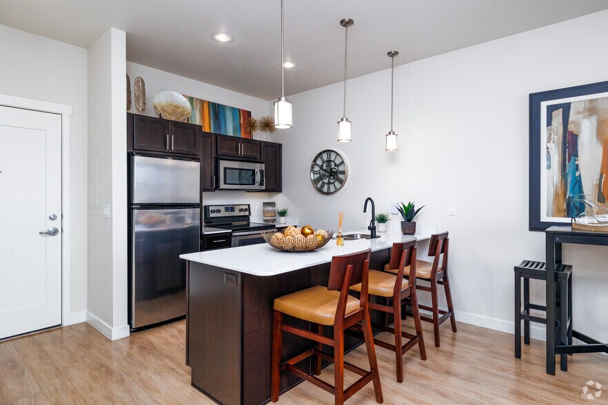 More Photos Of 2120 S Highland Dr, Salt Lake City Apartments For Lease