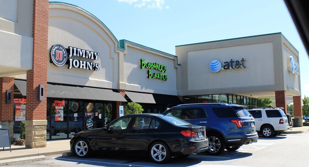 More Photos Of 12410-12492 LaGrange Rd, Louisville Unknown For Lease