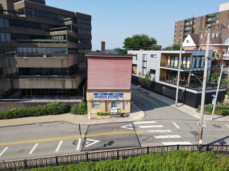 More Photos Of 1325 Grandview Ave, Pittsburgh Storefront Retail Residential For Sale