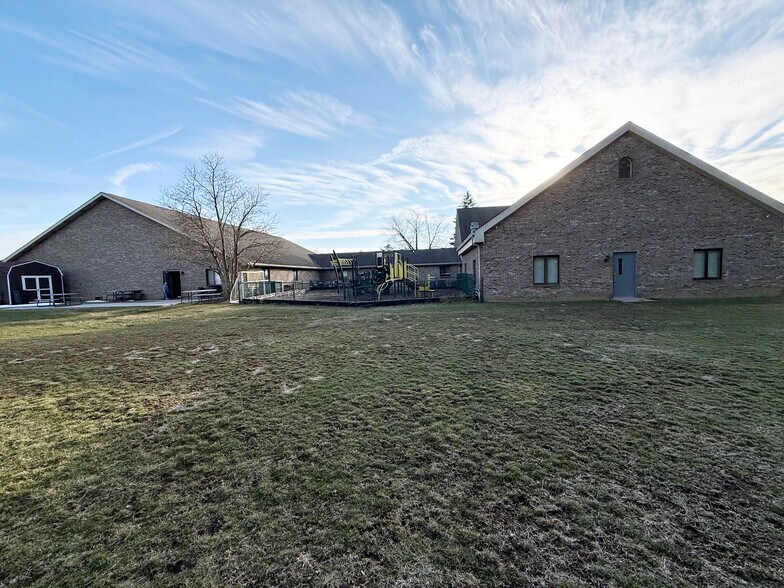 More Photos Of 11965 Allisonville Rd, Fishers Religious Facility For Sale