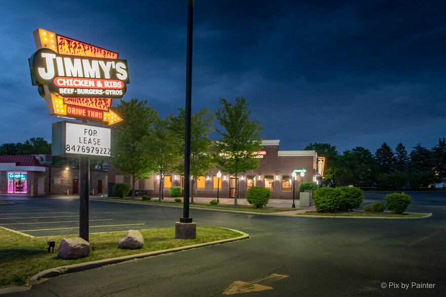 More Photos Of 551 S 8th St, West Dundee Restaurant For Sale