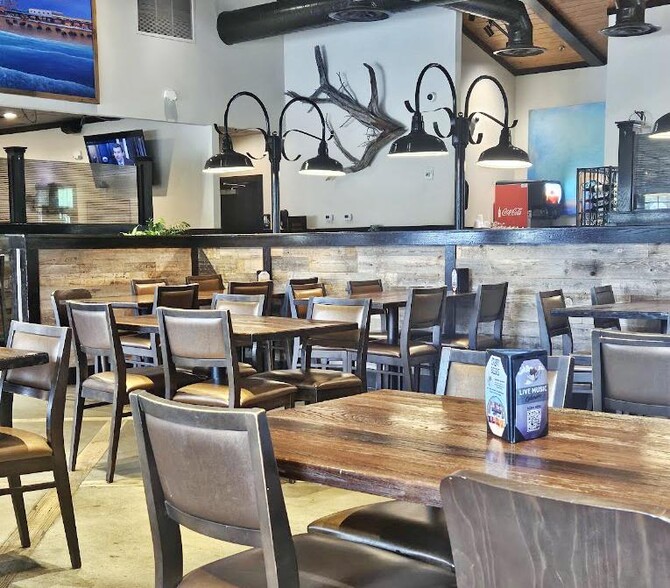 More Photos Of 1341 Airport Rd, Jacksonville Restaurant For Sale