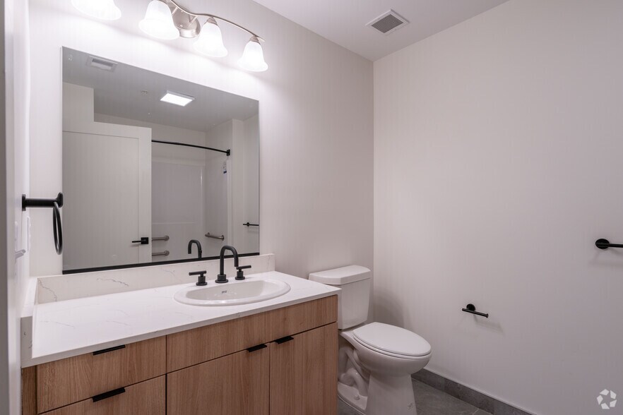 More Photos Of 1100 Michigan Ave, Buffalo Apartments For Lease