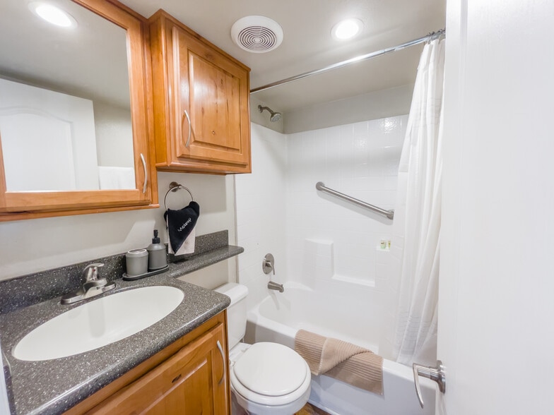 More Photos Of 11700 Donner Pass Rd, Truckee Manufactured Housing Mobile Home Park For Sale