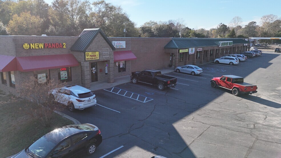 More Photos Of 1100-1132 Mack St, Gaston Storefront Retail Office For Sale