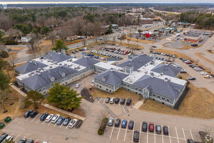 More Photos Of 2005-2007 Bay St, Taunton Medical For Lease