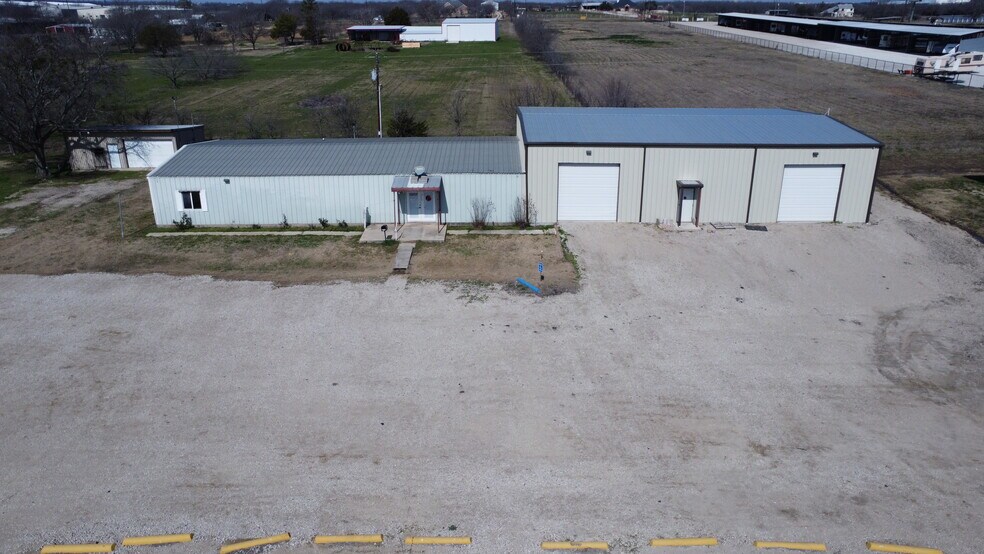 More Photos Of 4632 CR 617, Alvarado Industrial For Lease