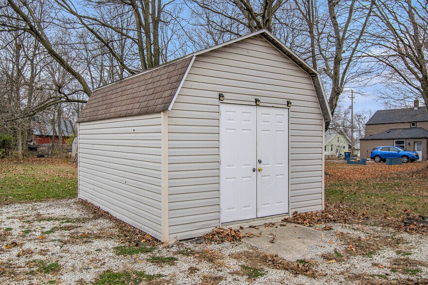 More Photos Of 1002 IN-114, North Manchester Religious Facility For Sale