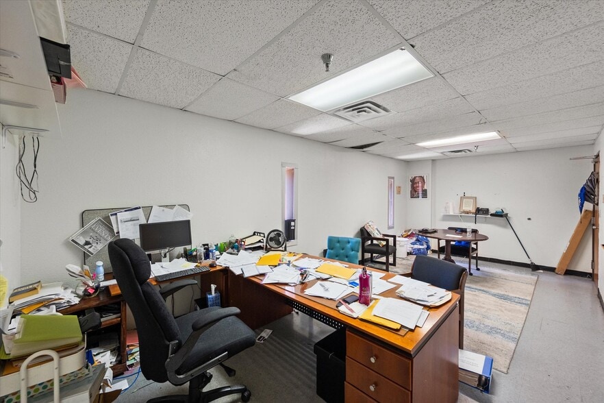 More Photos Of 4109 Mansfield Hwy, Forest Hill Schools For Sale