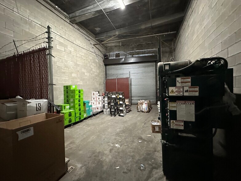More Photos Of 1033 Massachusetts Ave, Roxbury Light Distribution For Lease