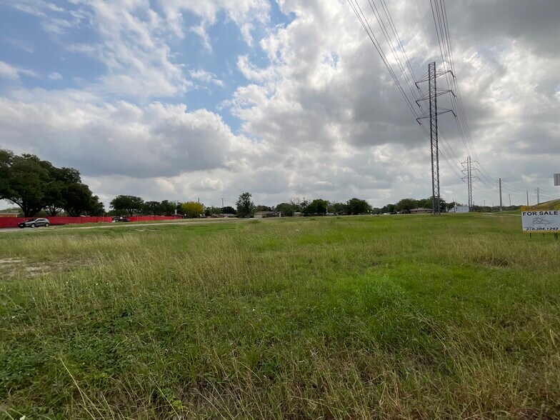 More Photos Of 6703 Enfield st, San Antonio Land For Sale