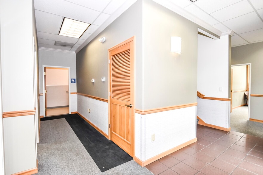 More Photos Of 3711 Griffin Ln Se, Olympia Office For Lease