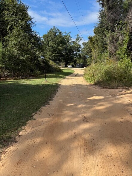 More Photos Of Warren Cir, Grand Ridge Multifamily For Sale