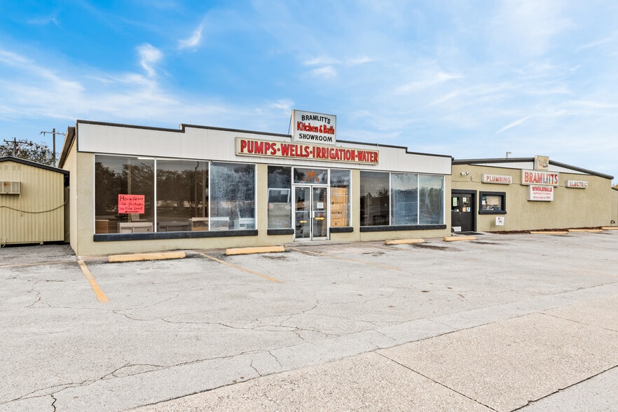 More Photos Of 110 N State Road 19, Palatka Auto Repair For Sale