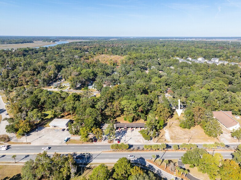 More Photos Of 1810 Ribaut Rd, Port Royal Convenience Store For Sale