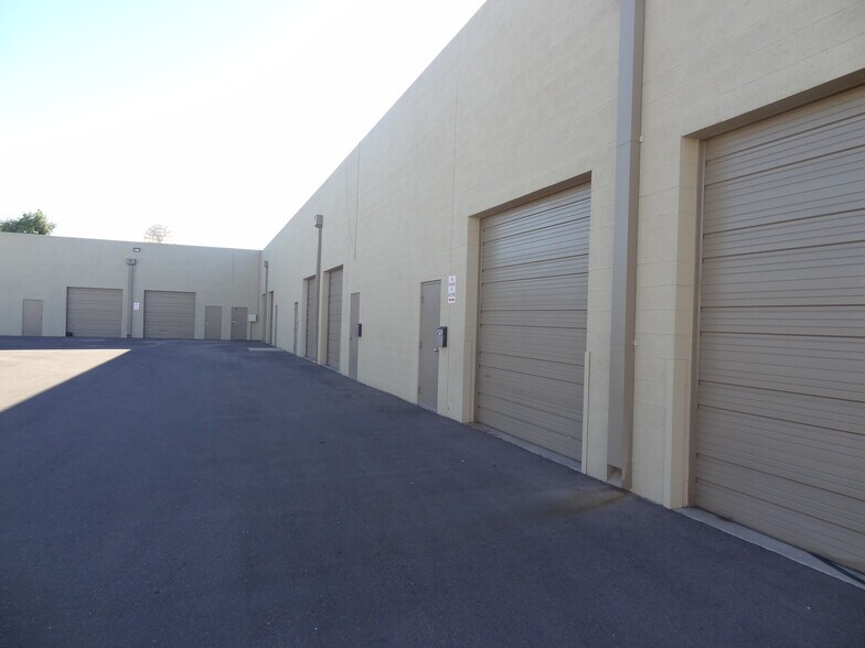 More Photos Of 952 E Baseline Rd, Mesa Warehouse For Lease