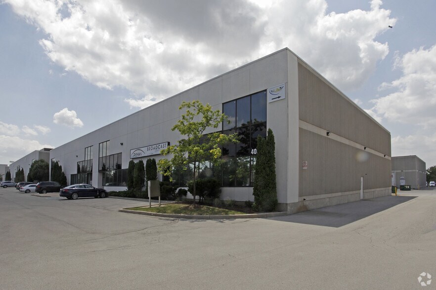 More Photos Of 4060A Sladeview Cres, Mississauga Warehouse For Lease