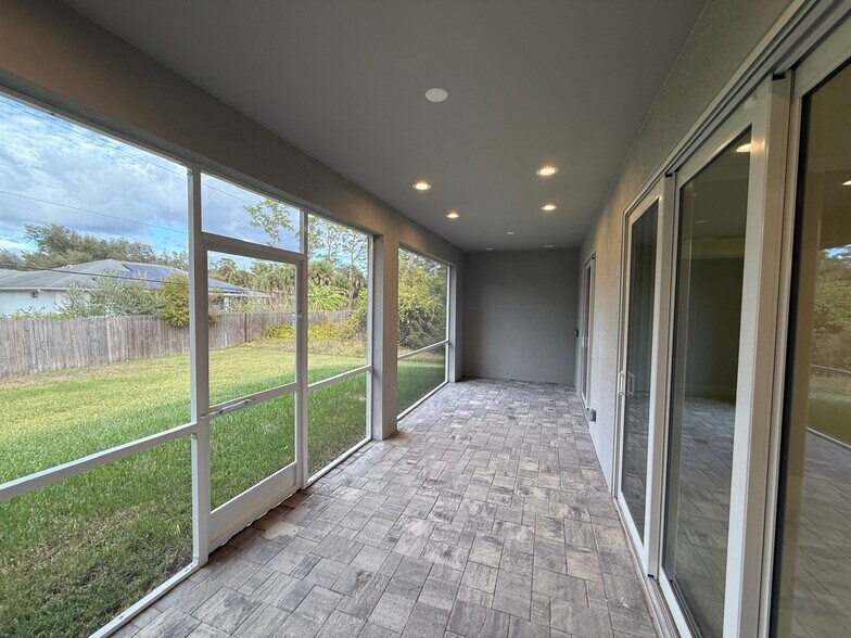 More Photos Of 14422 Chamberlain Blvd, Port Charlotte Multifamily For Sale