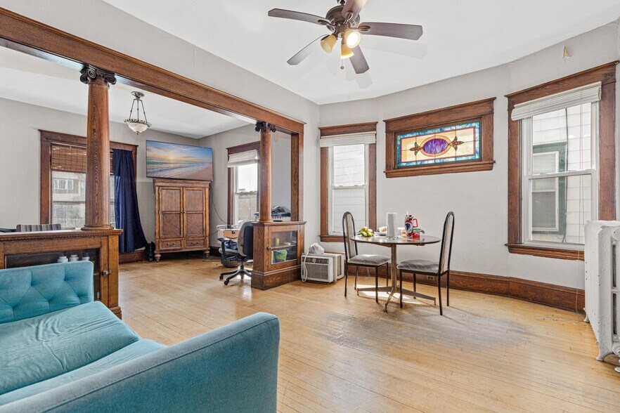 More Photos Of 3024 Chicago Ave, Minneapolis Apartments For Sale