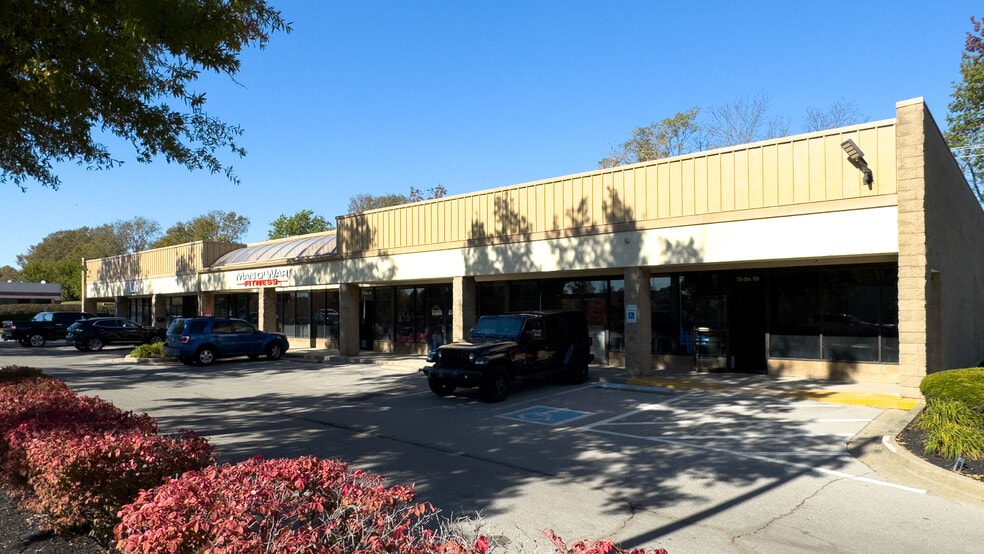 More Photos Of 2307-2375 Nicholasville Rd, Lexington Unknown For Lease