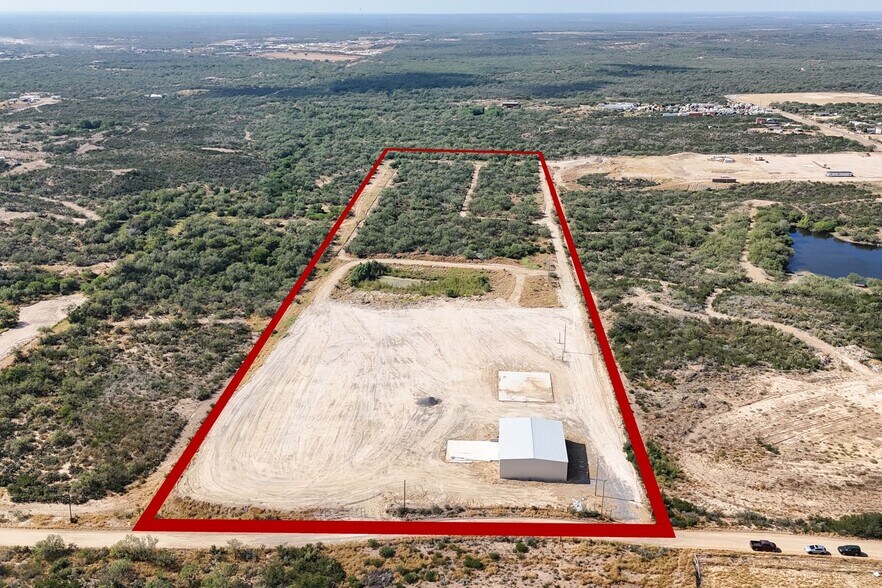 More Photos Of 311 Chicote Rd, Laredo Industrial For Sale