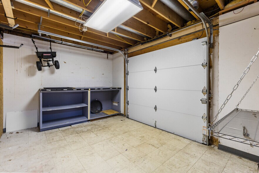 More Photos Of 1450 E Ridge Rd, Rochester Freestanding For Sale