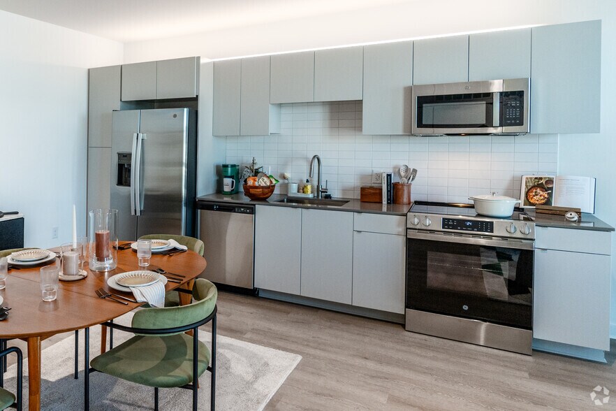 More Photos Of 620 Foster St, Durham Apartments For Lease