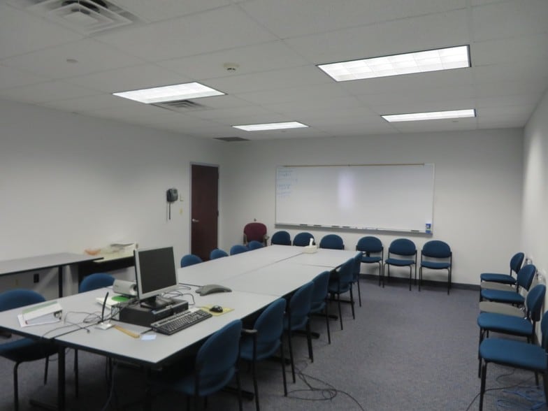 More Photos Of 92 E Main St, Somerville Office For Lease