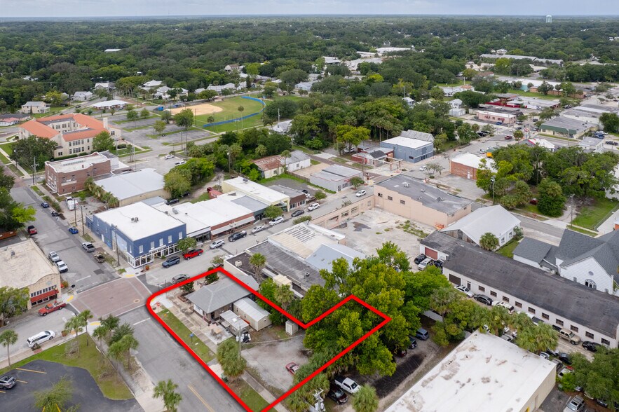 More Photos Of 700 St. Johns Ave, Palatka Restaurant For Sale