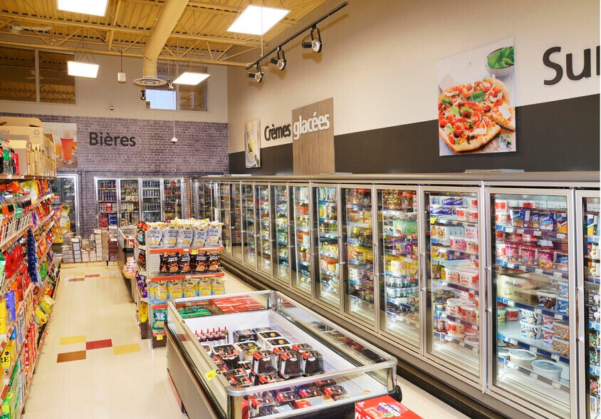 More Photos Of 685 Boul De La Montagne, Saint-casimir Convenience Store For Sale