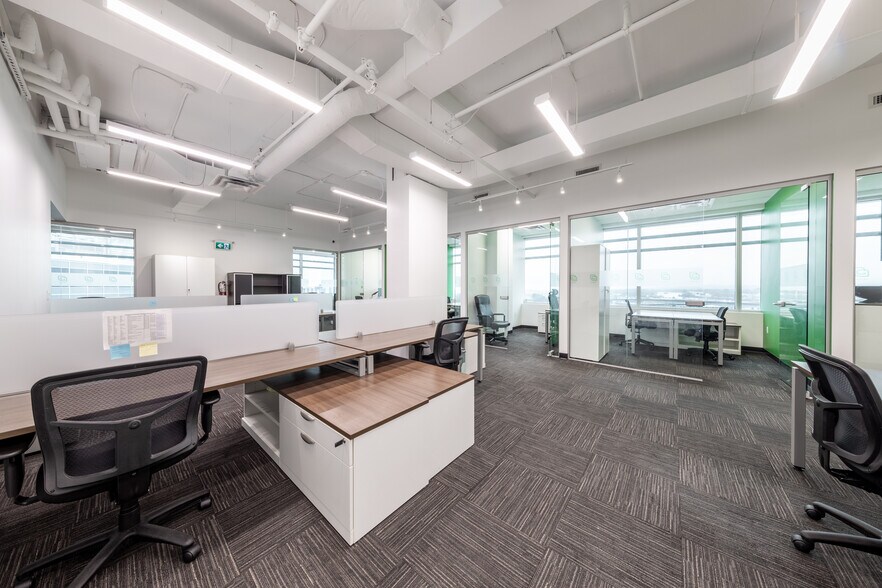More Photos Of 8400 West Rd, Richmond Office For Sale
