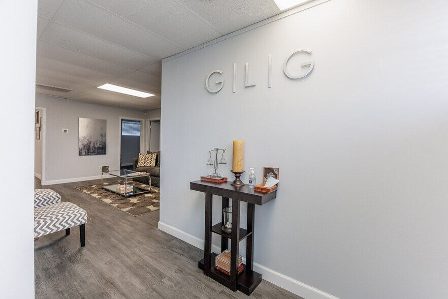 More Photos Of 525 Clifford St, Corpus Christi Office For Sale