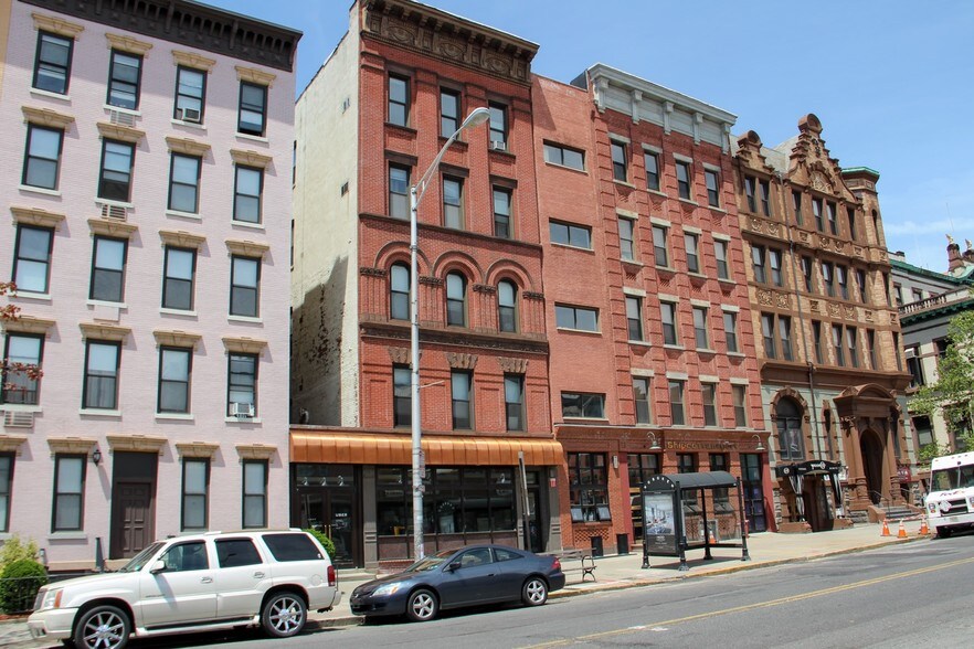 More Photos Of 74-76 Washington St, Hoboken Medical For Lease