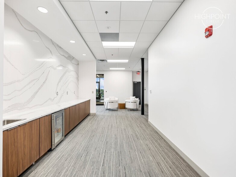 More Photos Of 100 Highpoint Park Way, Braselton Office For Sale