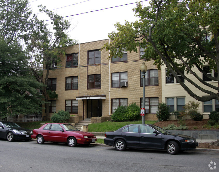 Primary Photo Of 920 Madison St NW, Washington Apartments For Sale