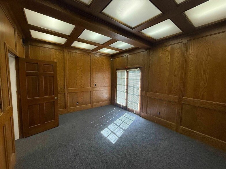 More Photos Of 4629 Quail Lakes Dr, Stockton Office For Lease