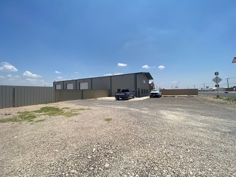 More Photos Of 2444 N FM 1936, Odessa Warehouse For Lease