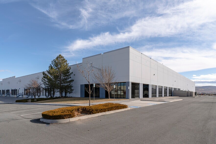 Primary Photo Of 2275 E Newlands Dr, Fernley Distribution For Lease