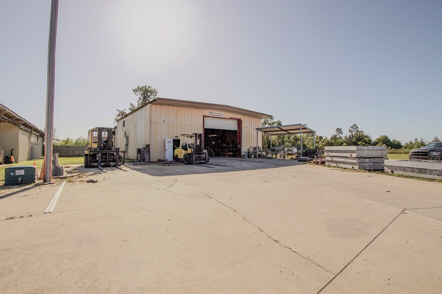 More Photos Of 6530 E Highway 22, Panama City Industrial For Lease