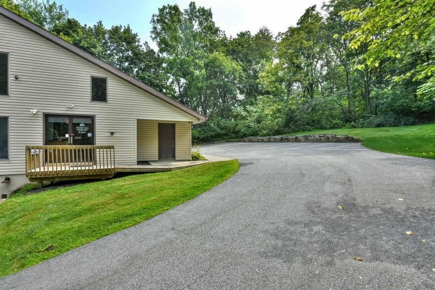 More Photos Of 276 State Rt.94, Vernon Medical For Sale