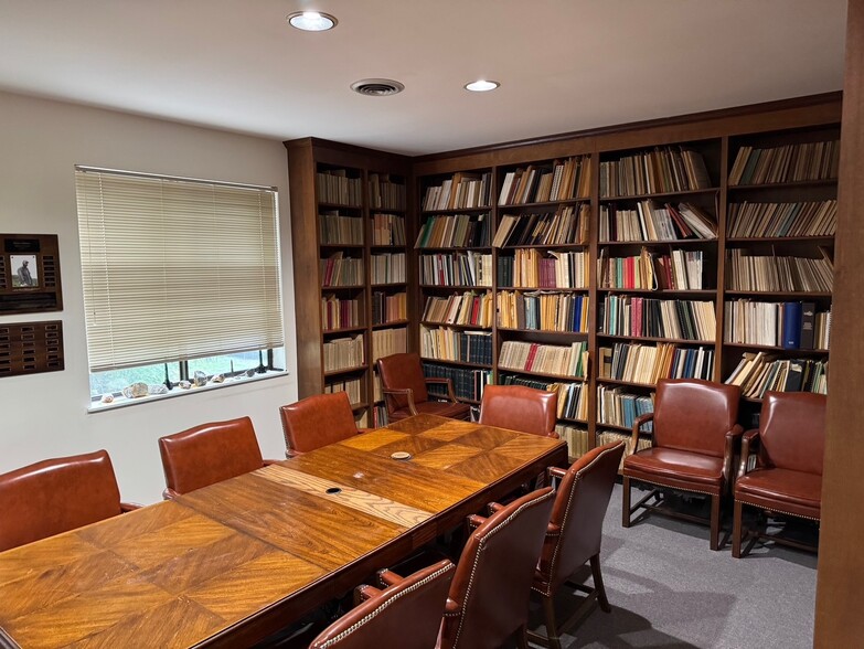 More Photos Of 3343 Mineral Dr, Earlysville Medical For Lease